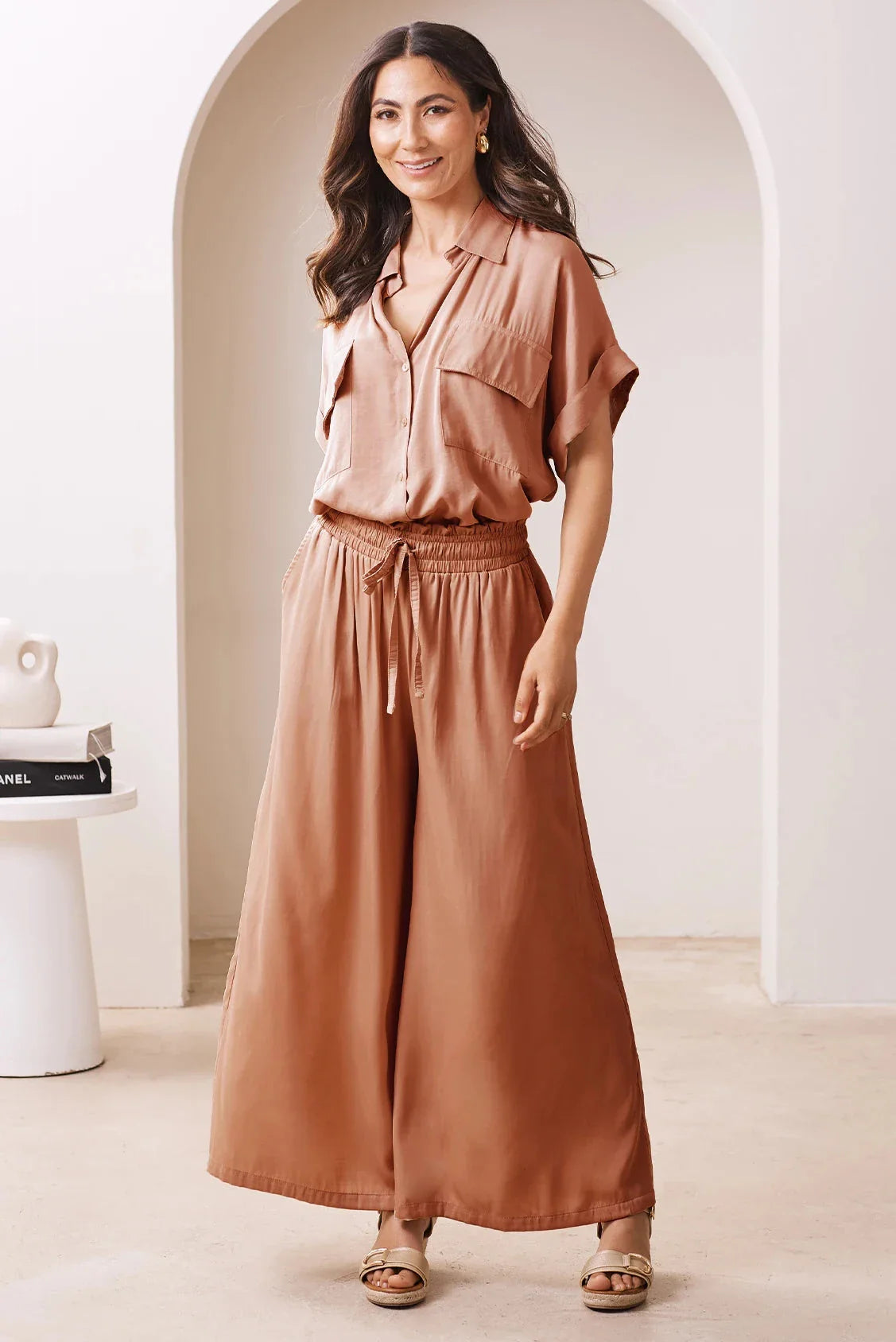 Vittoria Short Sleeve Collared V-Neck Shirt Coffee