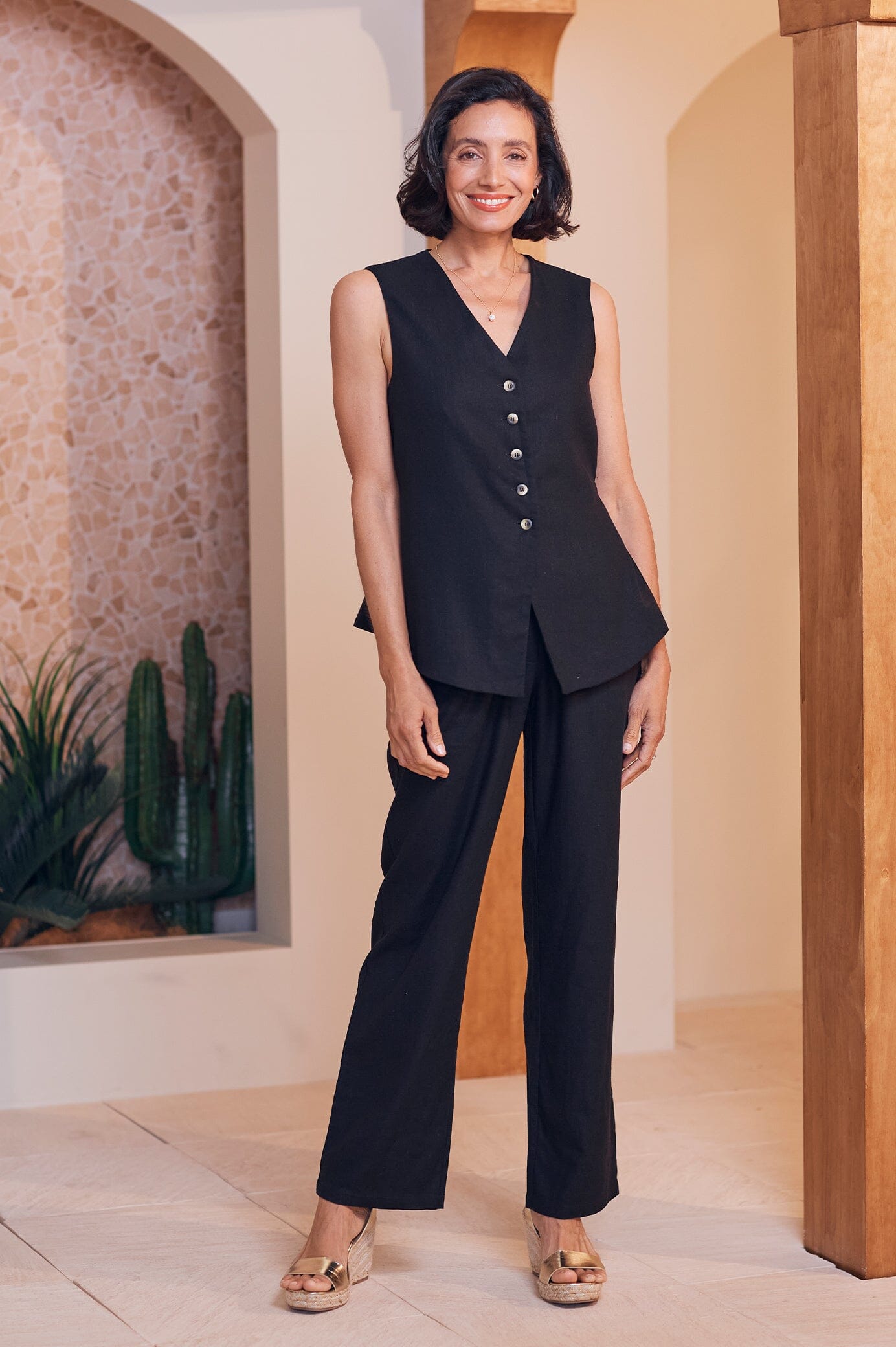 Jocelyn Vest Black