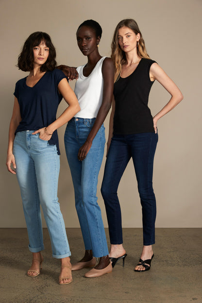 Studio Slim Ankle Jeans
