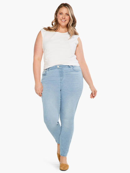 Studio Slim Ankle Jeans