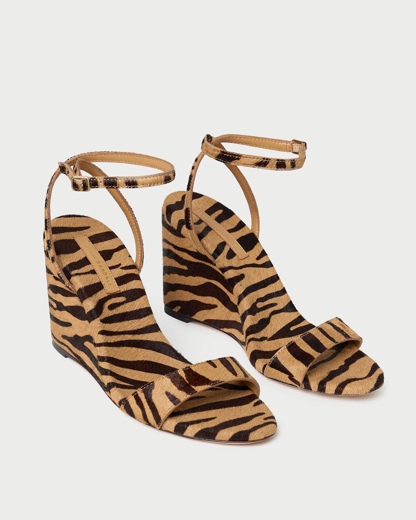 Gavi Zebra Wedge