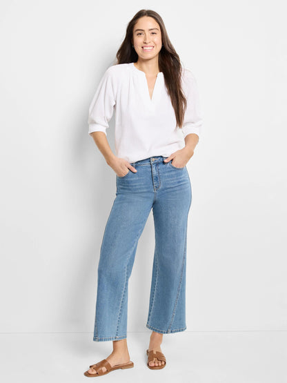 Crinkle Knit Café Top