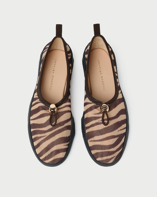 Raina Flat